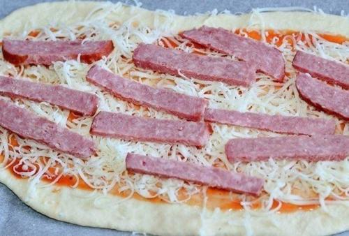 Очень вкусная пицца в домашних условиях. 06