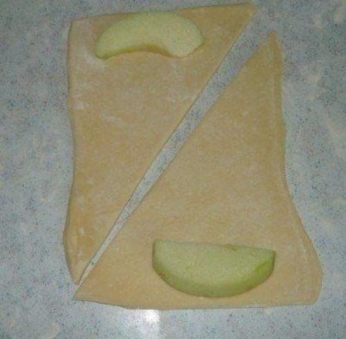 Слойки с яблоками. 02