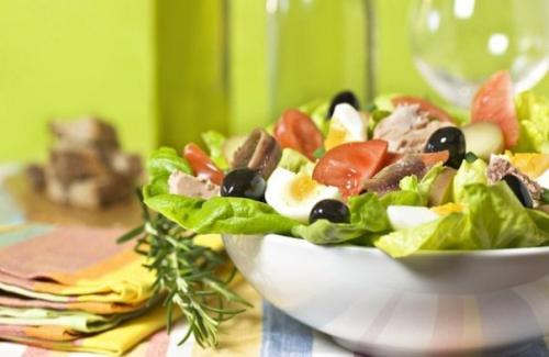 8 вкуснейших салатов, которые так и просятся на стол. 04 8 вкуснейших салатов, которые так и просятся на стол. 04