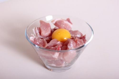 Кисло-сладкая свинина с ананасами. 01