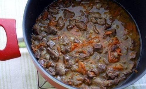 Картошечка тушенная с мяском. 04