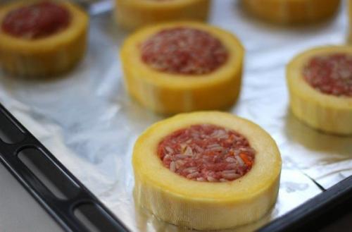 Фаршированные кабачки.  Ингредиенты: 06