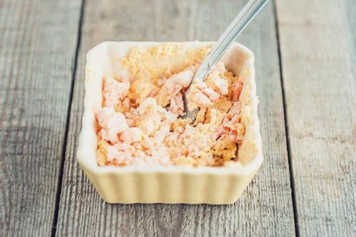 Фаршированные яйца.  Ингредиенты: 08