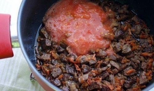 Картошечка тушенная с мяском. 05