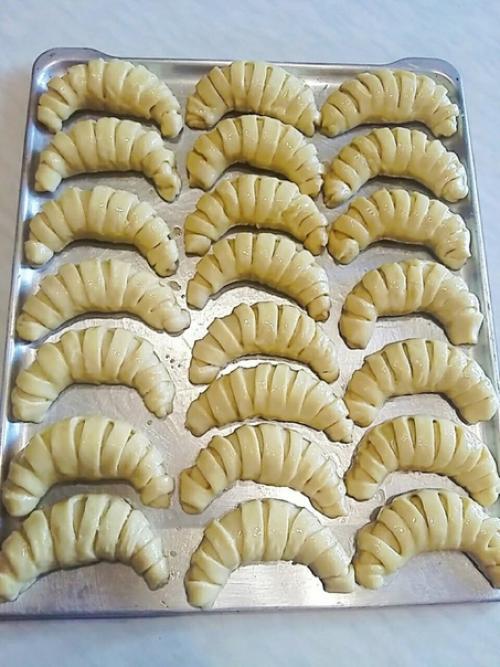 Рогалики с абрикосовым джемом. 02