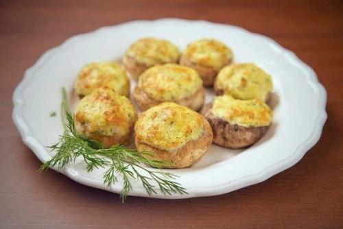 Фаршированные шампиньоны.  Ингредиенты: 08