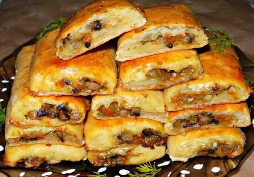 Картофельные рулетики с грибами.

