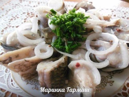 Маринованная рыбка. Рецептом этим пользуюсь уже лет 10 точно. Маринованная рыбка. Рецептом этим пользуюсь уже лет 10 точно.
