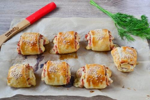 Слойки с ветчиной и моцареллой. 02