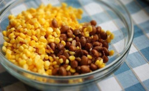 Салат с кукурузой и курицей. 02 Салат с кукурузой и курицей. 02