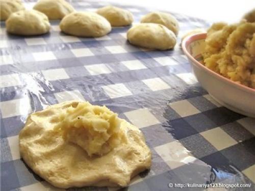 Жареные дрожжевые пирожки с картошкой. 02