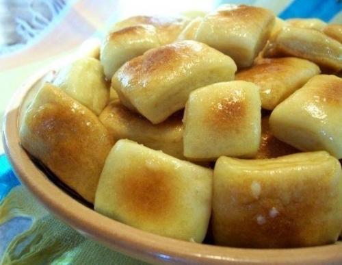 Пампушки на кефире с чесночным саламуром. 09