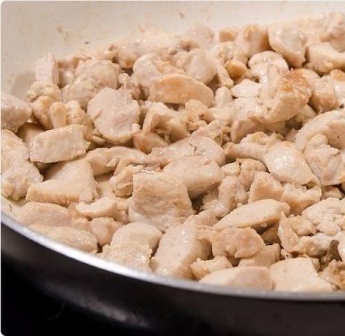 Куриное Филе с грибами в сливочно - сырном соусе. 05