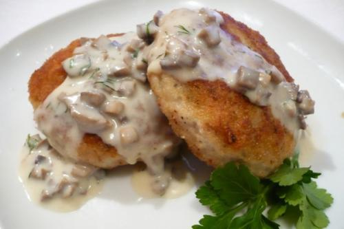 Котлетосики из картофеля с грибным соусом. 02