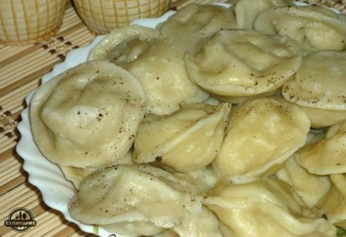 Сурья намаскар - очень известная техника в йоге, один из наиболее употребляемых методов для поддержания здоровья и энергичной активной жизни. 07