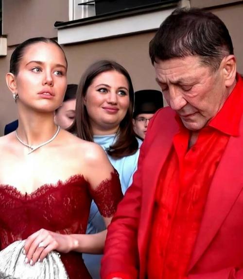 Григорий лепс мечтает о детях от молодой возлюбленной! 01