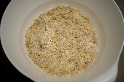 Медовая пахлава.   С богатой ореховой начинкой, сладкая, с медовым ароматом и, самое главное, очень мягкая внутри! 04