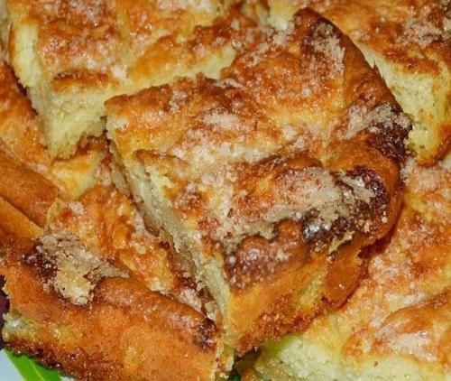 Быстрый и очень вкусный пирог к чаю.