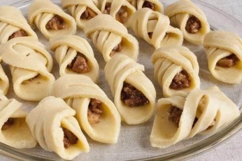 Рецепт печенья с яблоками и орехами: пальчики оближешь! 04