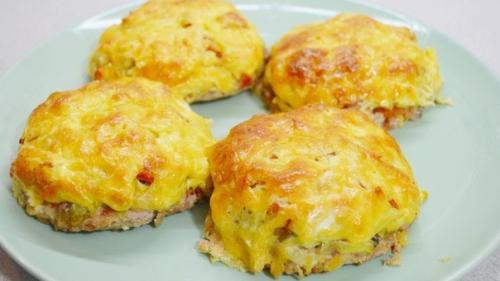 Ну очень вкусные стожки под сыром.