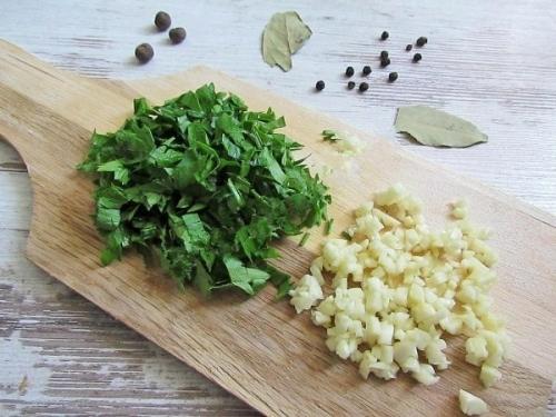 Шампиньоны по-корейски.   Ингредиенты: 03