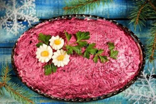 Салат Скумбрия под Шубой.