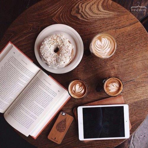 10 книг 2016 года написанных, благодаря которым замирает время?