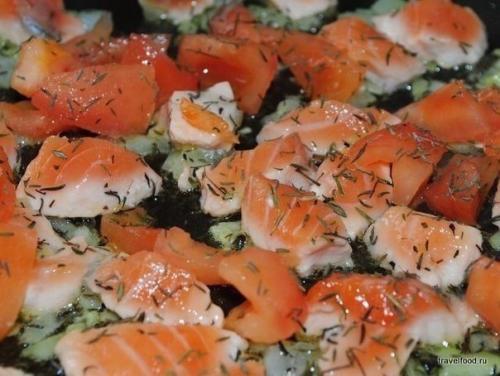 Фетучини с семгой в сливочном соусе. 03