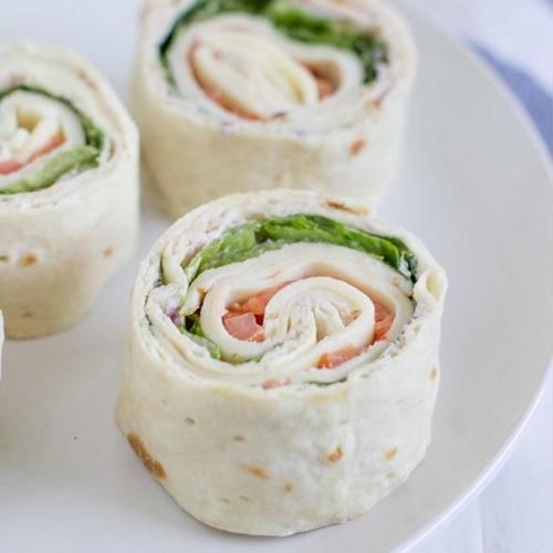 Филадельфия с семгой и сыром.