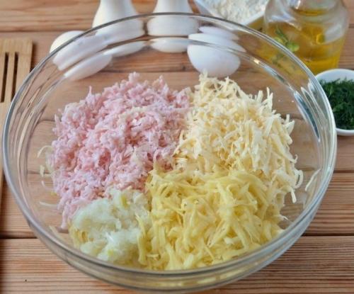 Драники с секретом ( с ветчиной и сыром. 01