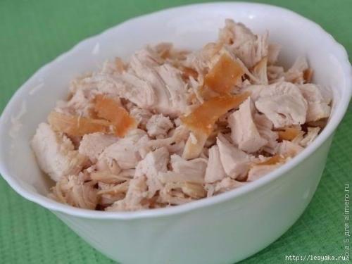 Рулеты из лаваша с курицей и плавленым сырком. 01