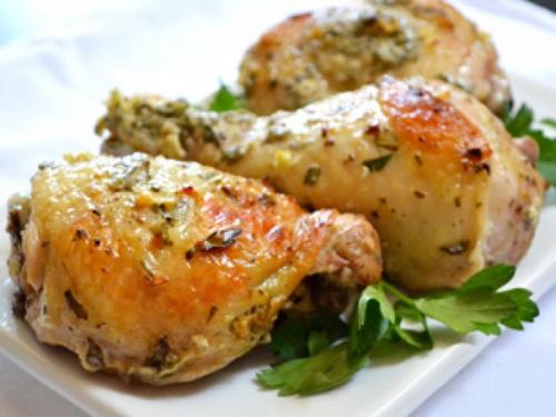 Курица в маринаде по-гречески.