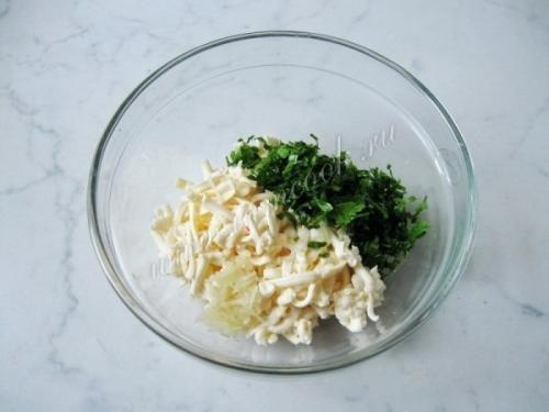 Рулет яичный с сыром и крабовыми палочками. 05 Рулет яичный с сыром и крабовыми палочками. 05