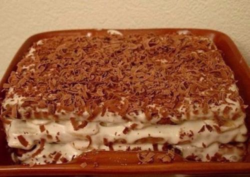 Торт из печенья с бананом на скорую руку. 

