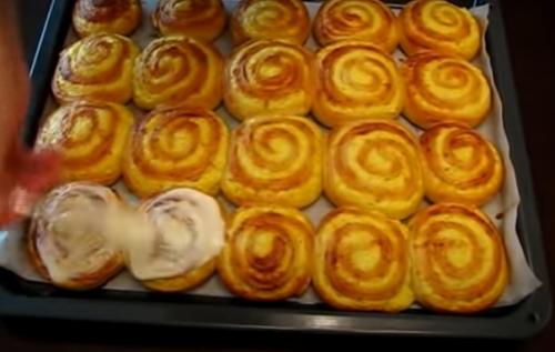 Завитушки с творогом и сметанной заливкой. 03 Завитушки с творогом и сметанной заливкой. 03