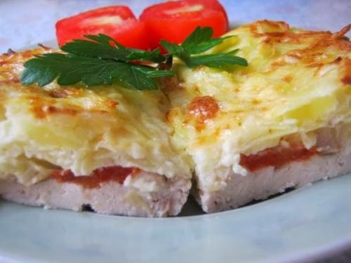 Курица Запеченная под Тертым Картофелем.