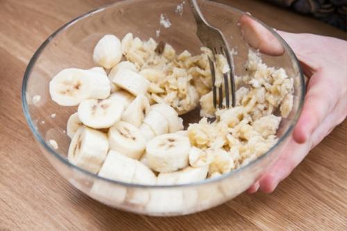 Банановые кексы.  Простая выпечка для посиделок с чаем. 05