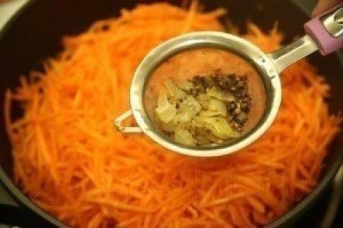 Морковка по-корейски.  Отменная закуска! 07