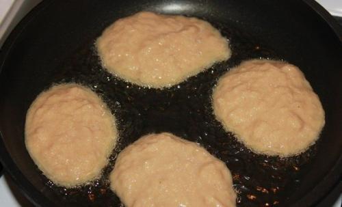 Драники. Ингредиенты:  - Картофель - 1 кг. 04