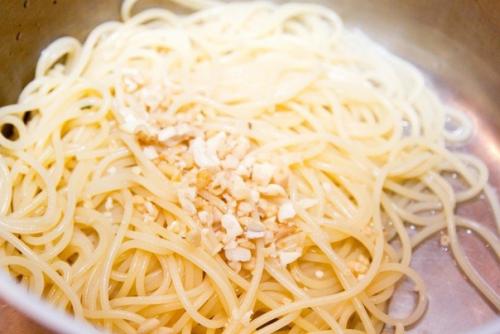 Спагетти с мясом и орехами. 06