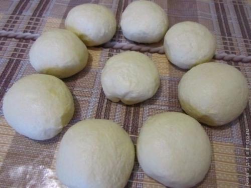 Рогалики с вареной сгущенкой. 01