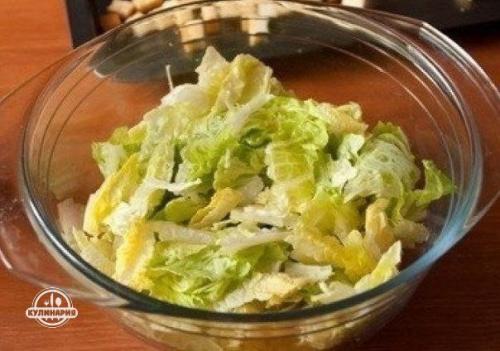 Салат Цезарь с курицей. 04