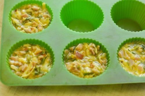 Мини - омлеты с ветчиной. 03