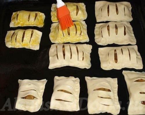 Слойки с яблоками. 05