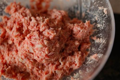 Домашние котлеты. Ингредиенты: 01