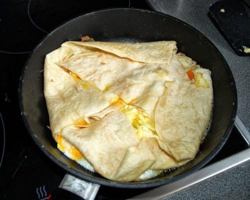 Яичница в лаваше с сыром. 03 Яичница в лаваше с сыром. 03