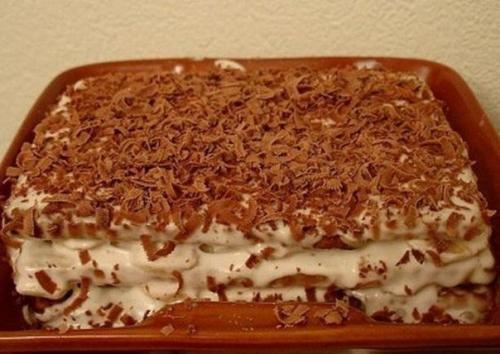 Торт из печенья с бананом на скорую руку.