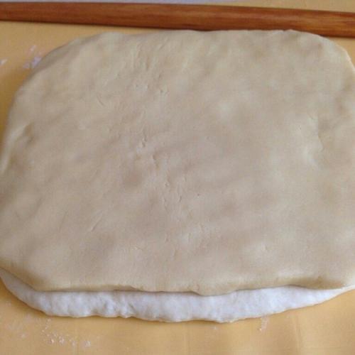 Рогалики.  Очень вкусные, мягкие, рассыпчатые рогалики, просто тают во рту. 02