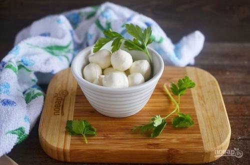 Домашняя моцарелла.  Ингредиенты: