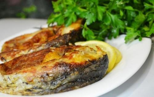 Жареный карп. Карп 1 шт. (.